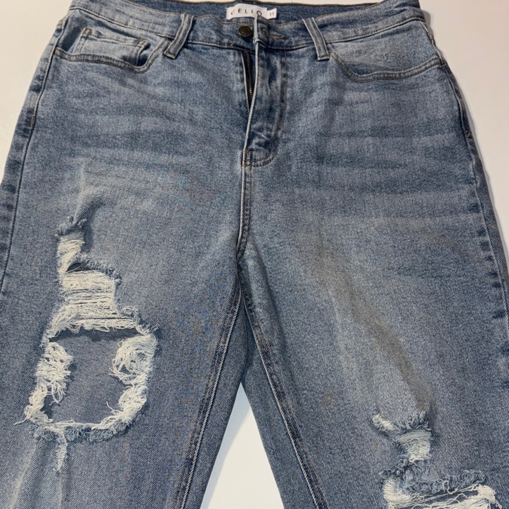 Cello Women's Light Blue Distressed‎ Boyfriend Jeans